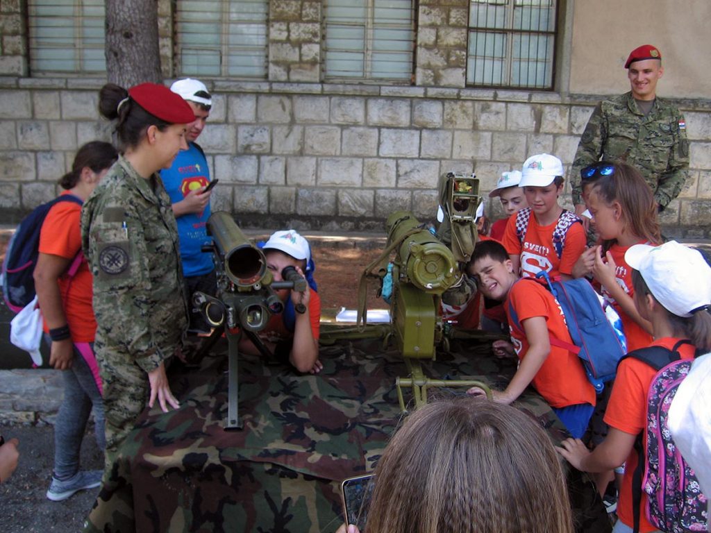 Slika https://www.morh.hr/wp-content/uploads/2019/07/posje_skolaraca_03072019_15_v-1024x768.jpg