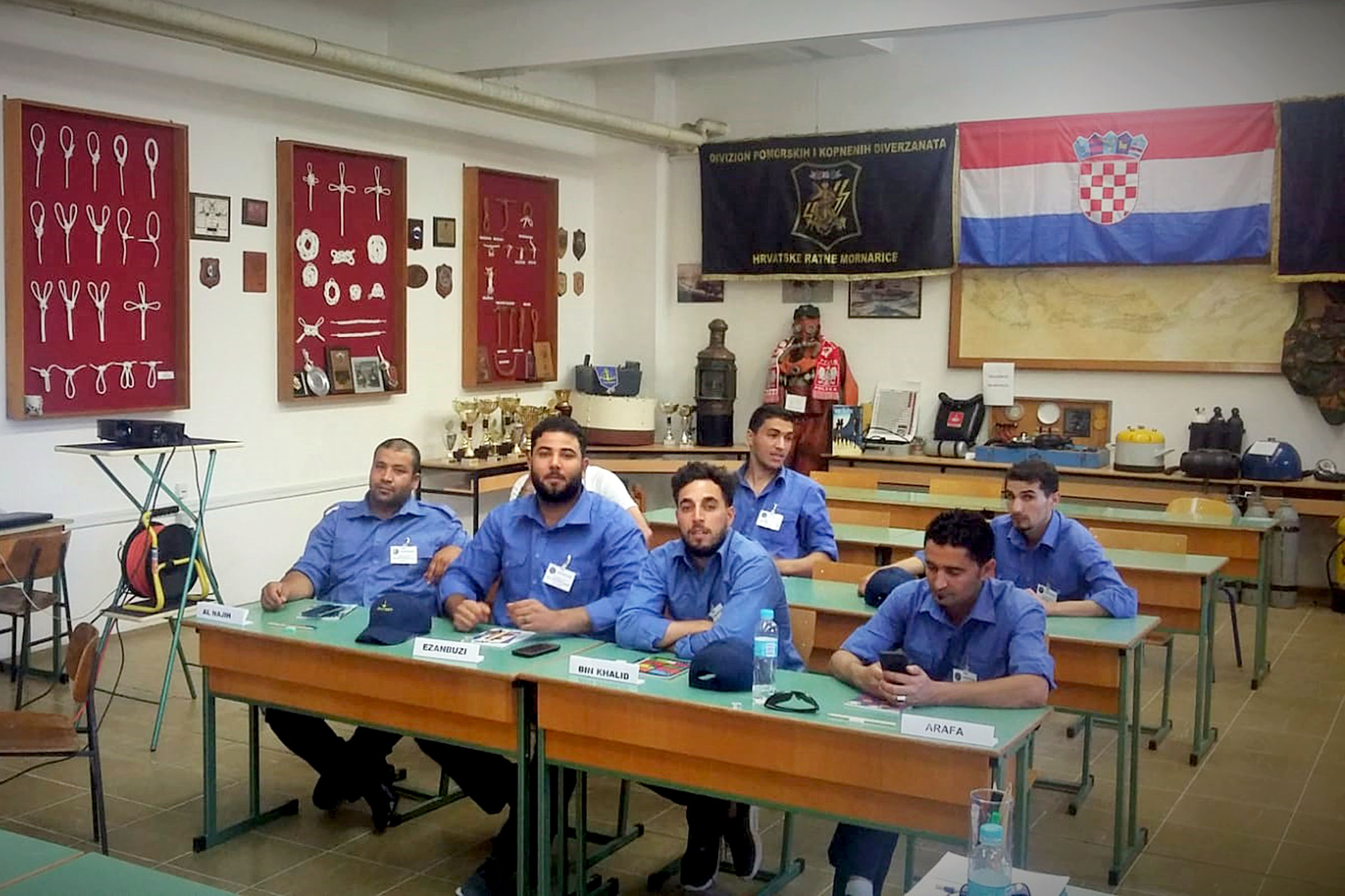 Slika https://www.morh.hr/wp-content/uploads/2019/07/tecaj_ronjenja_17062019_v.jpg