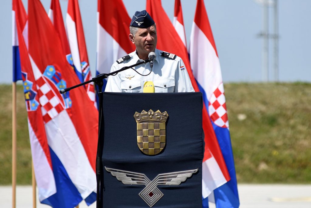 Uručenje letačkih znakova vojnim pilotima 23. naraštaja