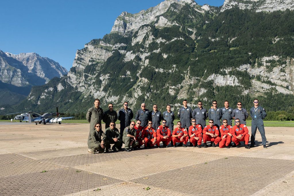 Slika https://www.morh.hr/wp-content/uploads/2019/08/krila_oluje_19082019_6-1024x684.jpg