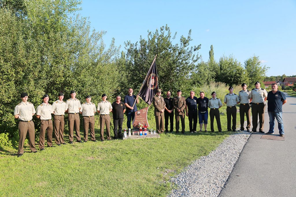 Slika https://www.morh.hr/wp-content/uploads/2019/08/obljetnica_pogibije_matanovic_06082019-1024x683.jpg