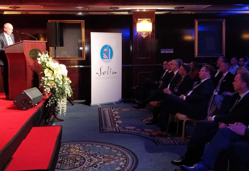 Ministar Krstičević na svečanoj sjednici Gradskog vijeća u Solinu