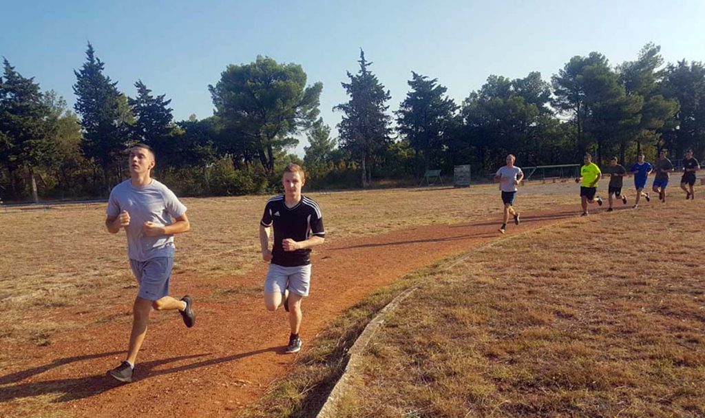 Slika https://www.morh.hr/wp-content/uploads/2019/09/testiranje_hrz_izobrazba_za_razvoj_vodja_190719_fea-1024x607.jpg