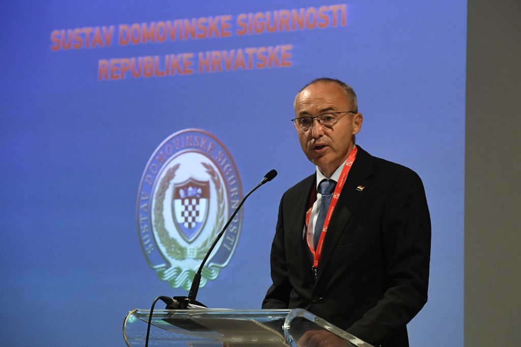 Slika https://www.morh.hr/wp-content/uploads/2019/10/konferencija_23102019-1-1024x683.jpg