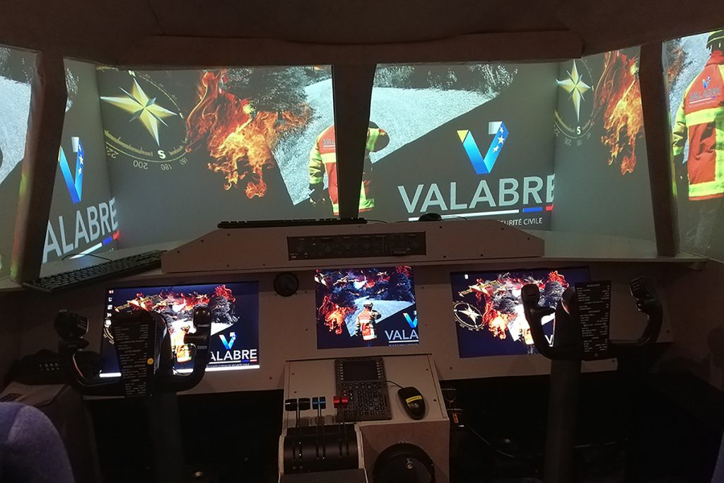 Slika https://www.morh.hr/wp-content/uploads/2019/11/sim_avion_2-1024x683.jpg