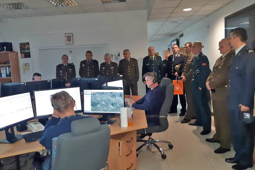 Slika https://www.morh.hr/wp-content/uploads/2020/02/20200204_ratna_skola_4-1024x683.jpg