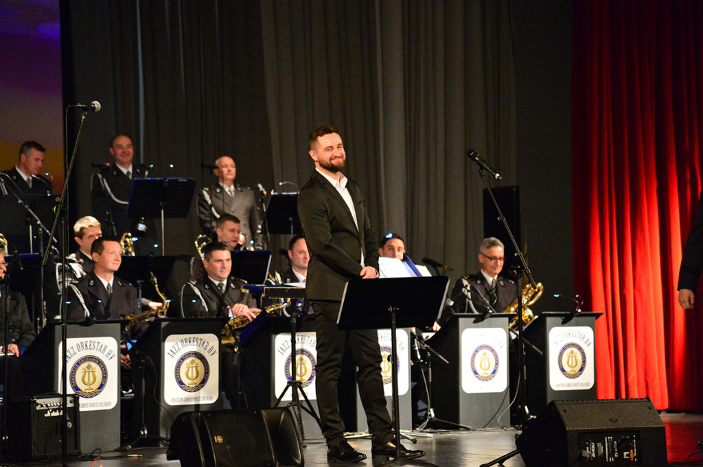 Slika https://www.morh.hr/wp-content/uploads/2020/02/20200211_jazz_orlestar_02-1024x681.jpg