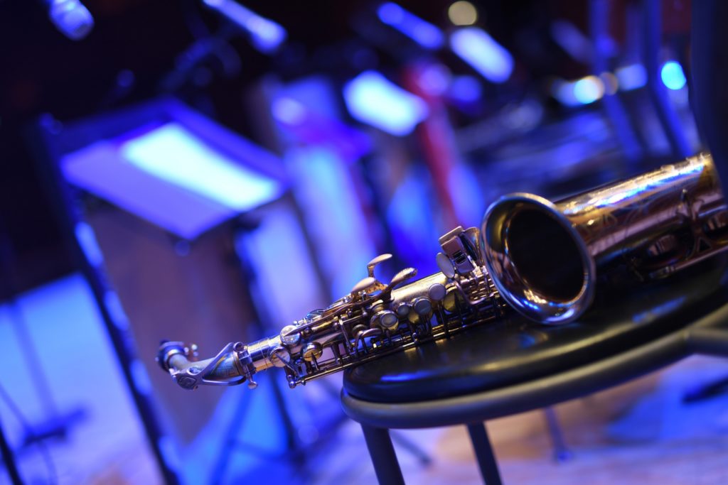 Slika https://www.morh.hr/wp-content/uploads/2020/02/jazz_orkestar_hrvatske_20112018_04-1024x683.jpg