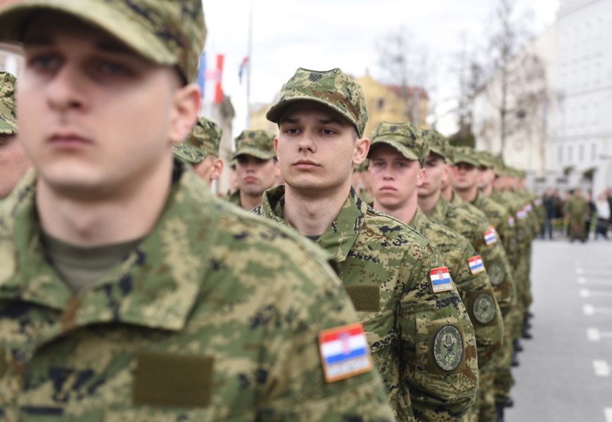 Nakon 28 godina održana prisega ročnika na trgu u Požegi