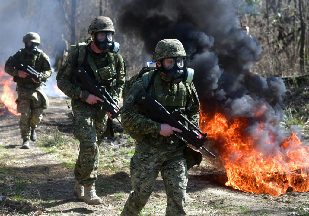 Slika https://www.morh.hr/wp-content/uploads/2020/03/20200313-borbeni-tim-gombr-16-1024x717.jpg