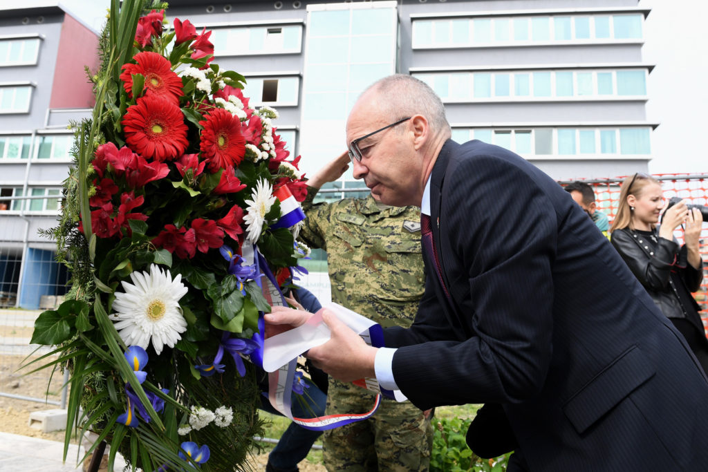 Slika https://www.morh.hr/wp-content/uploads/2020/04/20200429-kune-n-1024x683.jpg