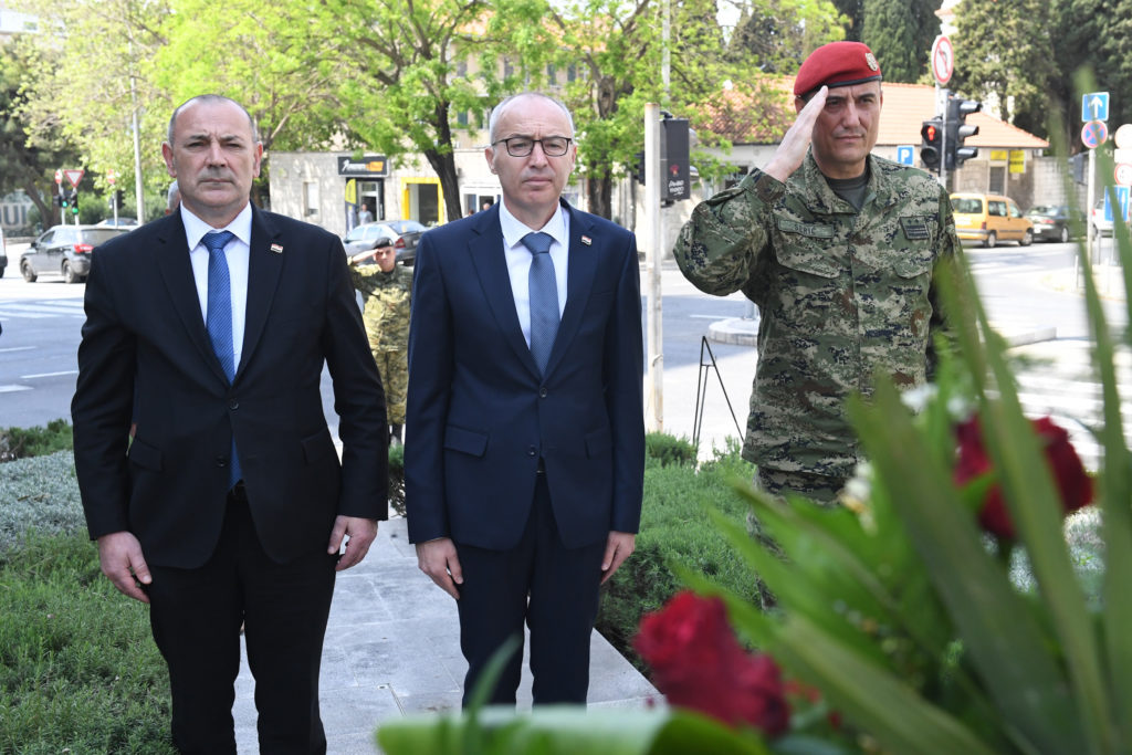 Slika https://www.morh.hr/wp-content/uploads/2020/04/psx_20200428_113122-1024x683.jpg