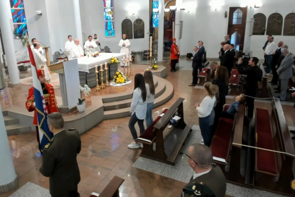 Slika https://www.morh.hr/wp-content/uploads/2020/05/2020-05-04-misa-susak-1-1024x683.jpg