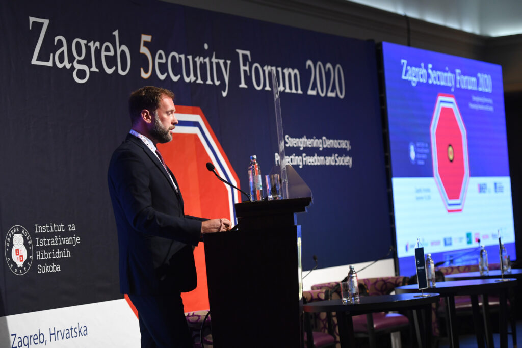 Slika https://www.morh.hr/wp-content/uploads/2020/09/20200907-zg-sigurnosni-forum-1-1024x683.jpg