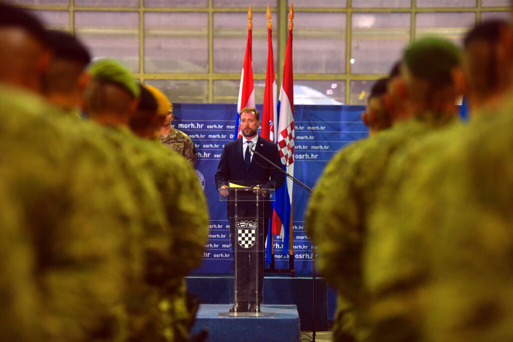 Slika https://www.morh.hr/wp-content/uploads/2020/09/20200915-docek-hrvcom-1024x683.jpg