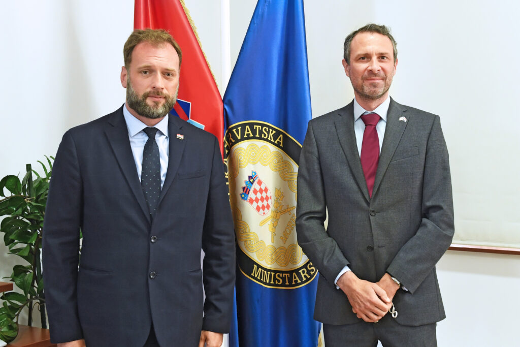 Slika https://www.morh.hr/wp-content/uploads/2020/09/20200922-banozic-dalgleish-1024x683.jpg