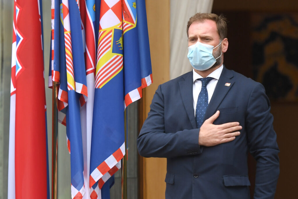 Slika https://www.morh.hr/wp-content/uploads/2020/10/2020-10-28-pantovcak-1024x683.jpg