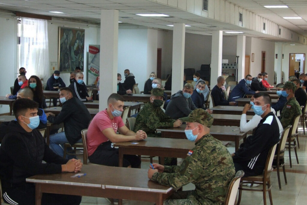 Slika https://www.morh.hr/wp-content/uploads/2020/10/20201002-dragovoljni-rocnici-01-1024x683.jpg