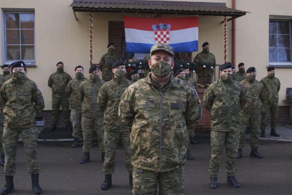 Slika https://www.morh.hr/wp-content/uploads/2020/12/2020-12-24-poljska-vv-1024x683.jpg