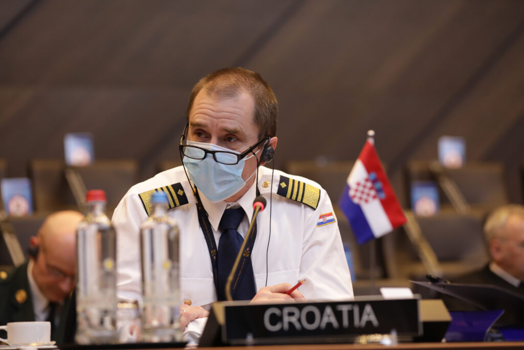 Slika https://www.morh.hr/wp-content/uploads/2021/01/2021-01-27-hranj-nato-1024x683.jpg