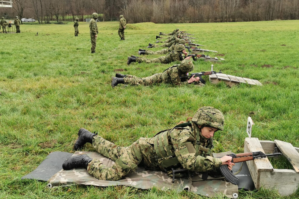 Slika https://www.morh.hr/wp-content/uploads/2021/02/2021-02-16-obuka-hv-2-1024x683.jpg