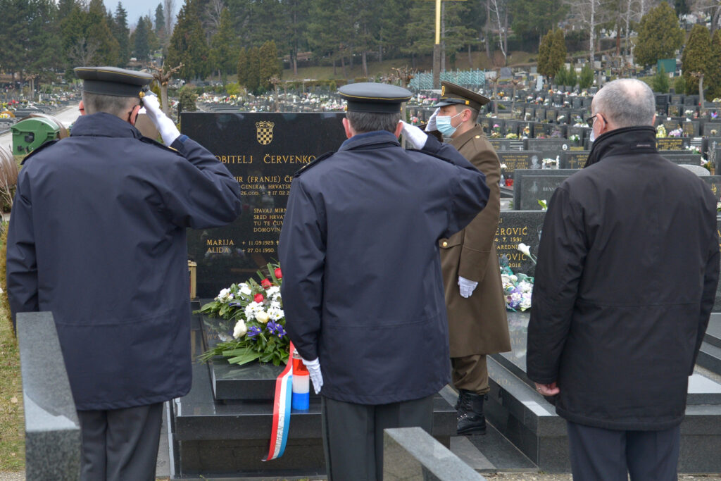 Slika https://www.morh.hr/wp-content/uploads/2021/02/2021-02-17-cervenko-4-1024x683.jpg