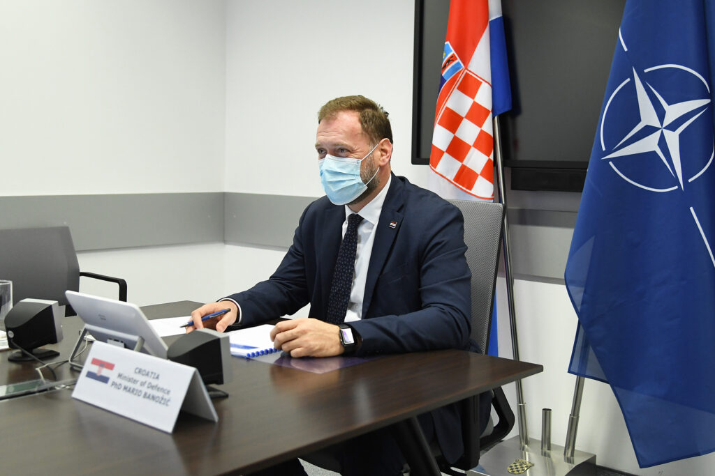 Slika https://www.morh.hr/wp-content/uploads/2021/02/2021-02-17-nato-videokonferencija-1-1024x683.jpg