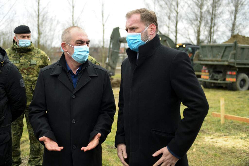 Slika https://www.morh.hr/wp-content/uploads/2021/03/2021-03-15-osijek-1024x683.jpg