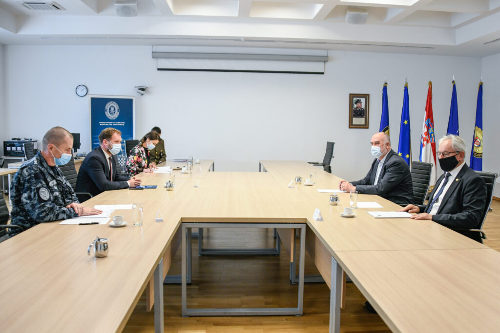 Slika https://www.morh.hr/wp-content/uploads/2021/05/2021-05-06-mo-gromovi-1-1024x683.jpg