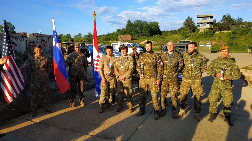 Slika https://www.morh.hr/wp-content/uploads/2021/05/2021-05-31-cross-fit-01-1024x576.jpg