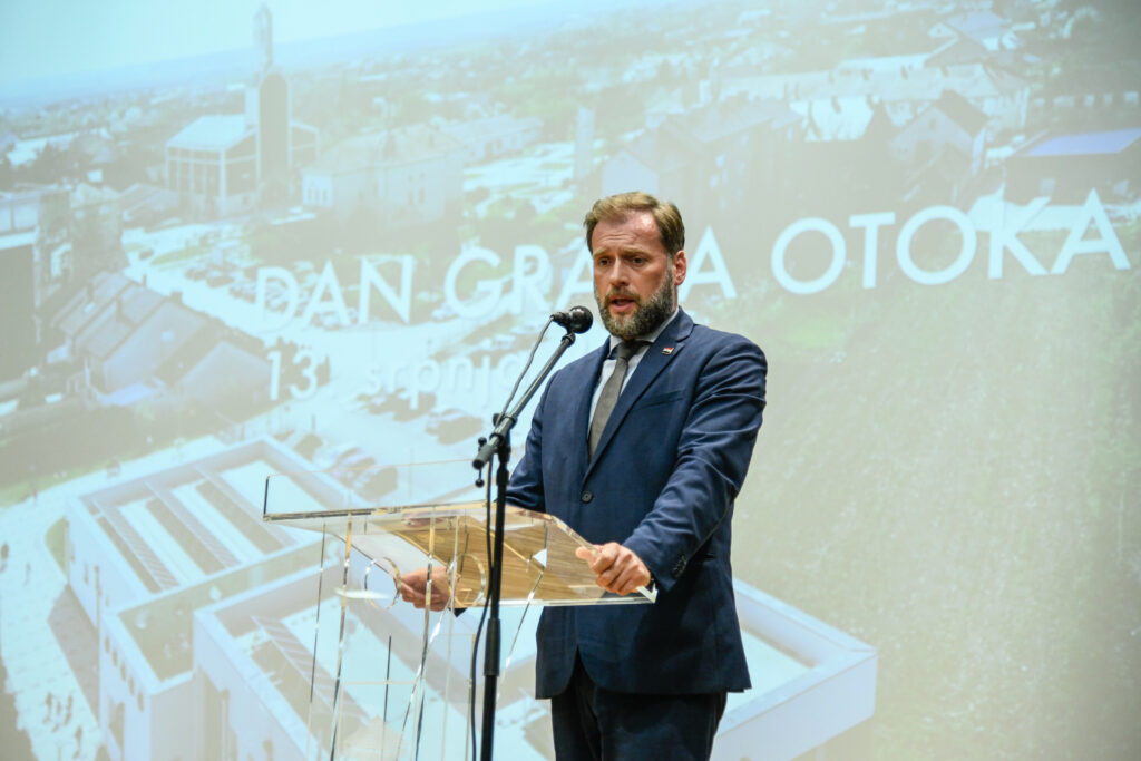 Slika https://www.morh.hr/wp-content/uploads/2021/07/2021-07-13-mo-otok-1024x683.jpg