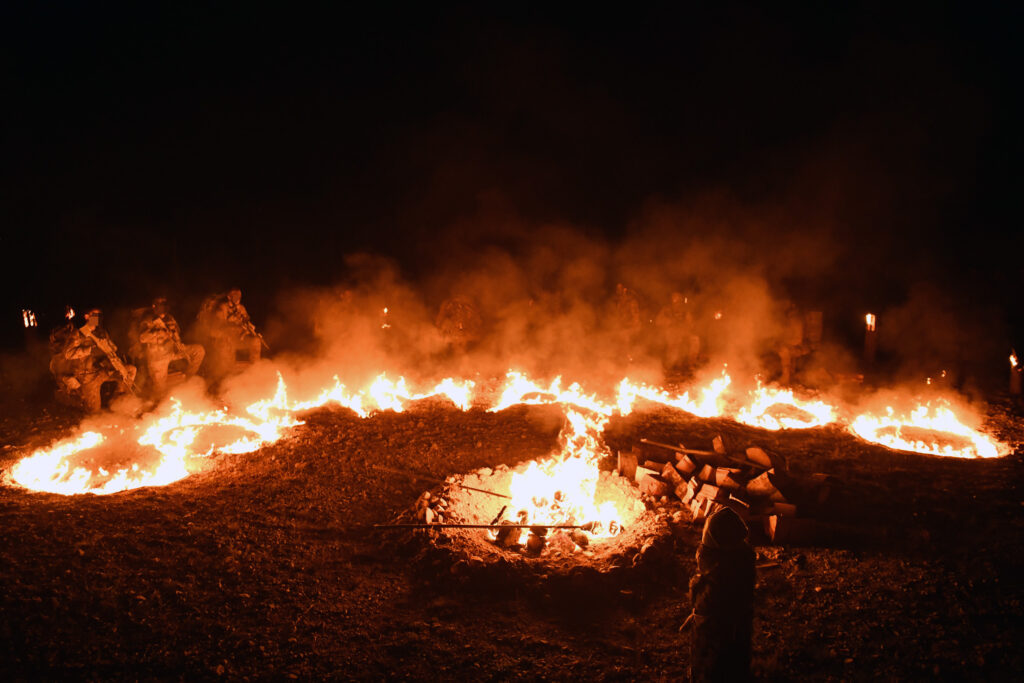 Slika https://www.morh.hr/wp-content/uploads/2021/07/2021-07-29-comando-10-1024x683.jpg