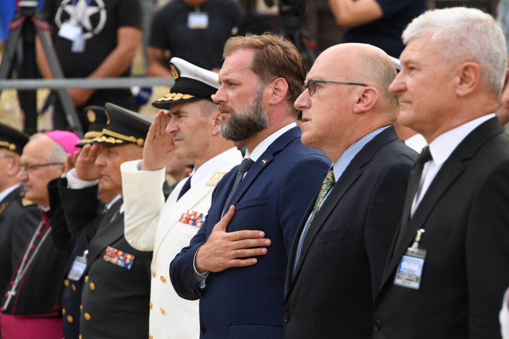 Slika https://www.morh.hr/wp-content/uploads/2021/08/2021-08-04-knin-1-02-1024x683.jpg