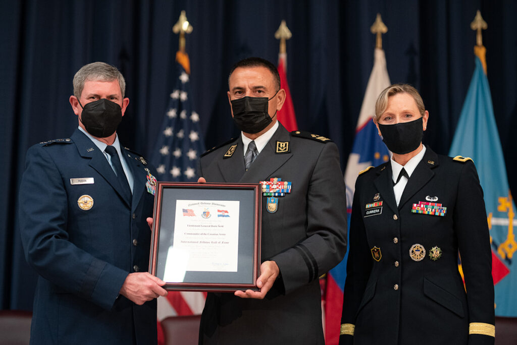 Slika https://www.morh.hr/wp-content/uploads/2021/09/2021-09-08-usa-seric-01-1024x684.jpg