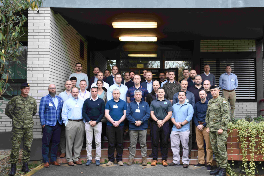 Slika https://www.morh.hr/wp-content/uploads/2021/11/2021-11-11-smvo-2-1024x683.jpg