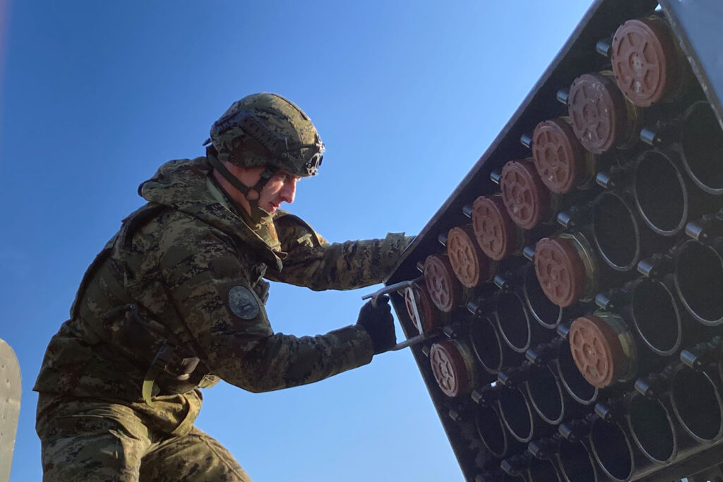 Slika https://www.morh.hr/wp-content/uploads/2021/11/2021-11-12-rifle-forge-3-1024x683.jpg