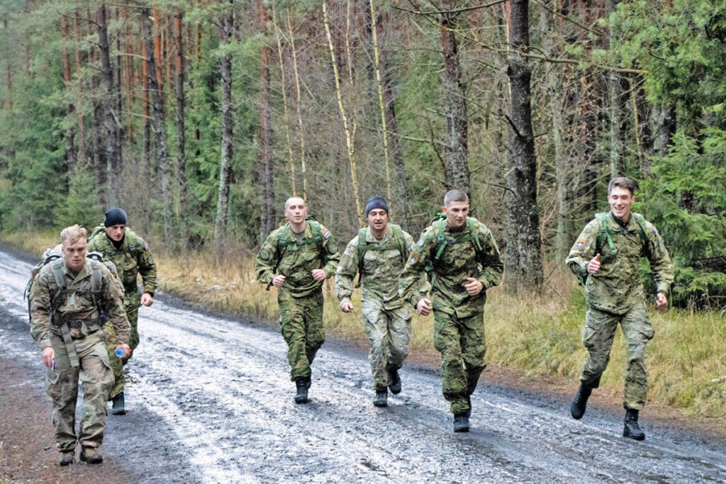 Slika https://www.morh.hr/wp-content/uploads/2021/12/2021-12-17-natjecanje-pol-1-1024x683.jpg