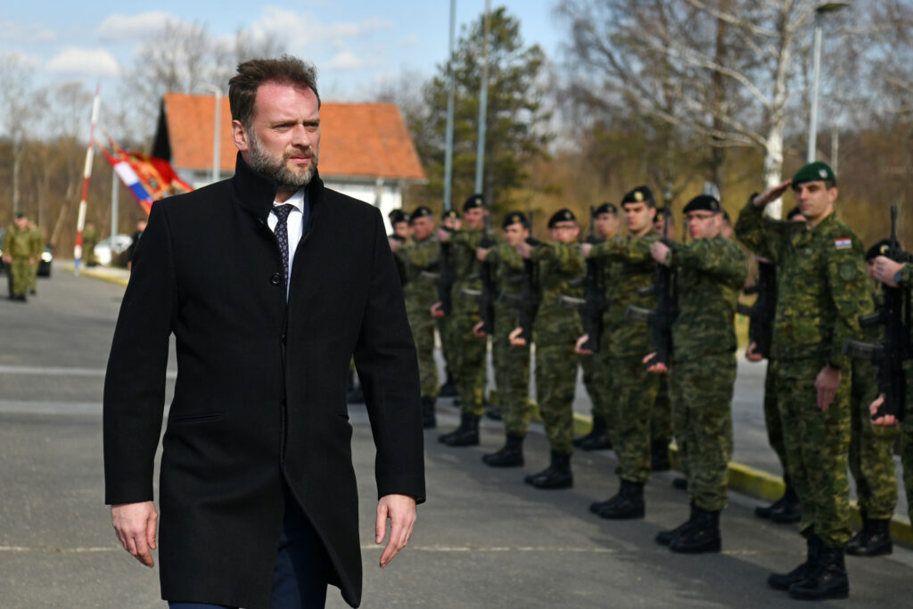 Slika https://www.morh.hr/wp-content/uploads/2022/02/2022-02-11-8-petrinja-04-1024x683.jpg