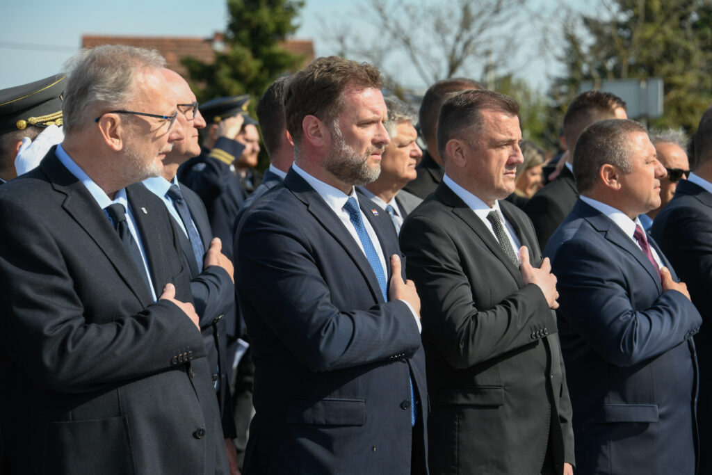 Slika https://www.morh.hr/wp-content/uploads/2022/05/2022-05-02-12-redarstvenika-borovo-03-1024x683.jpg