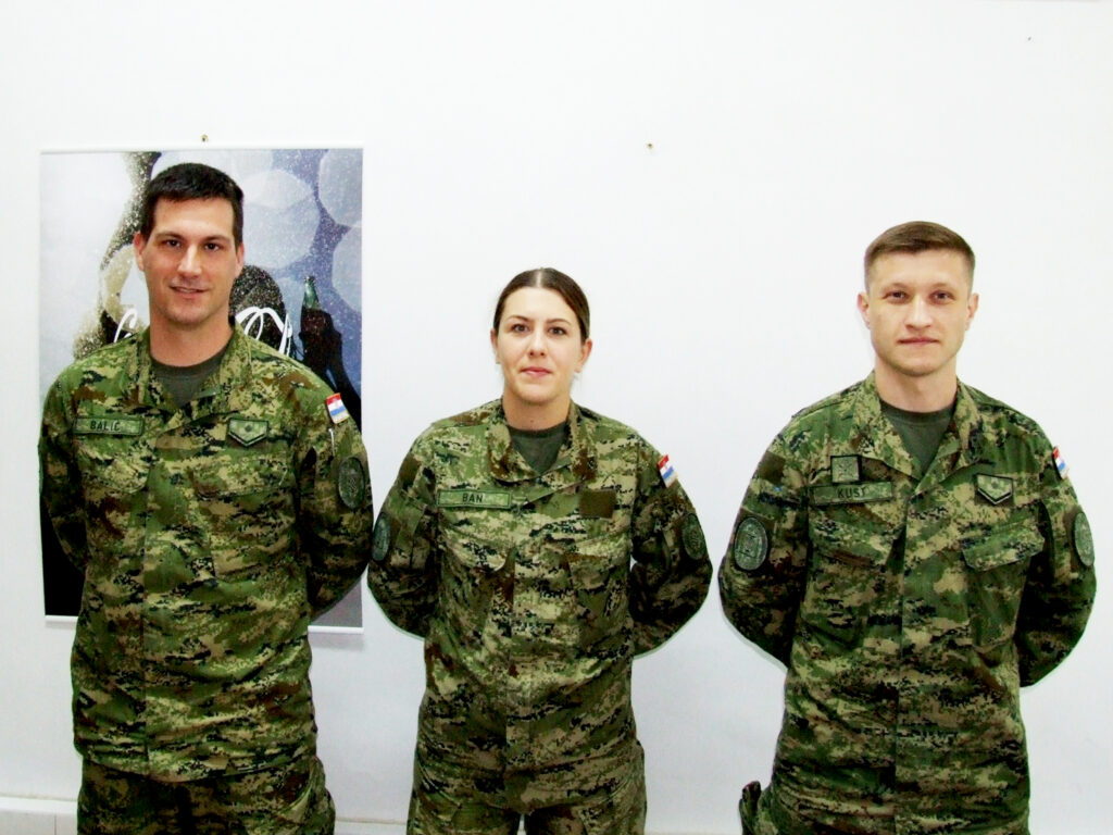 Slika https://www.morh.hr/wp-content/uploads/2022/05/2022-05-09-hvu-2-1024x768.jpg