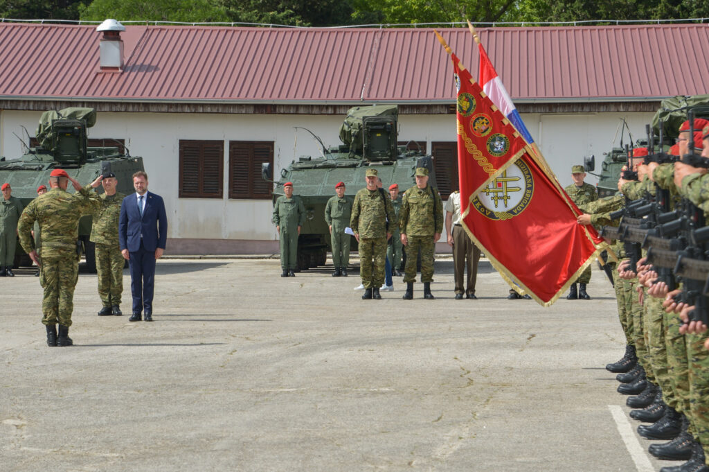 Slika https://www.morh.hr/wp-content/uploads/2022/06/2022-06-24-knin-1024x681.jpg