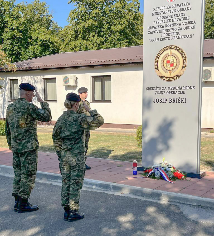 Slika https://www.morh.hr/wp-content/uploads/2022/07/2022-04-27-josip-briski-obljetnica.jpg