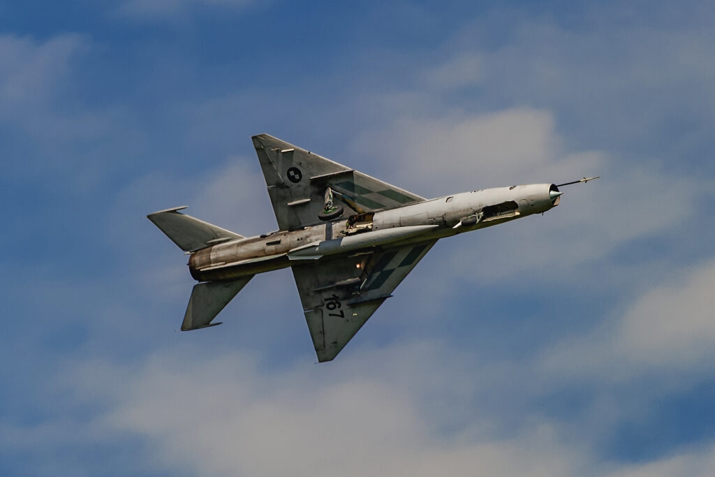 Slika https://www.morh.hr/wp-content/uploads/2022/09/2022-09-05-mig-21-1-1024x683.jpg