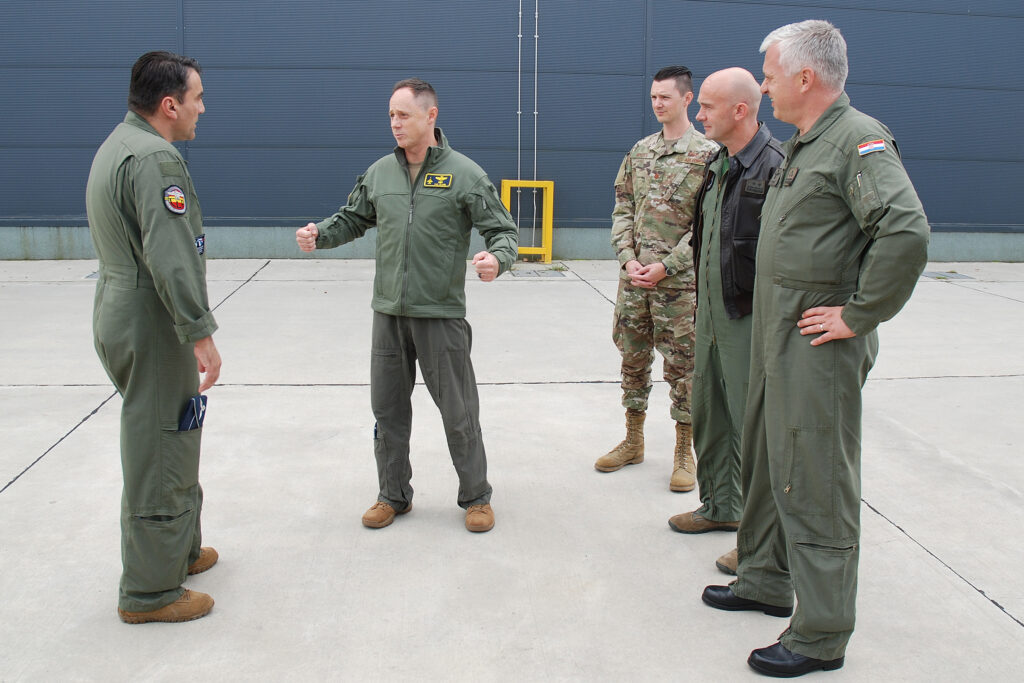 Slika https://www.morh.hr/wp-content/uploads/2022/10/2022-10-25-hrz-4-1024x683.jpg