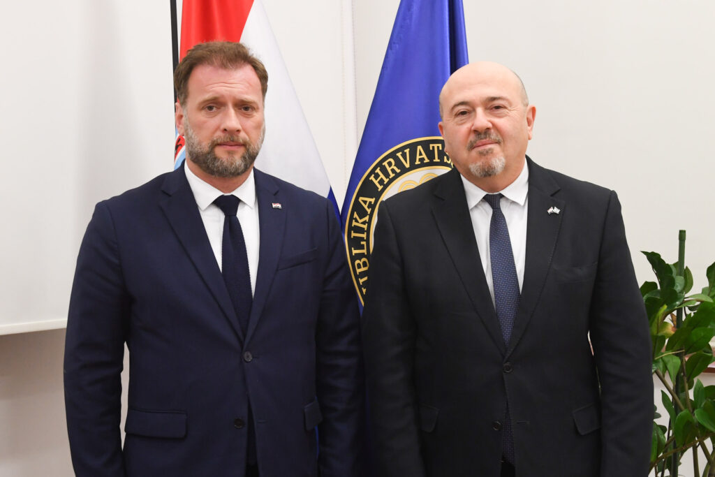 Slika https://www.morh.hr/wp-content/uploads/2022/11/2022-11-09-vp-drzave-izrael-1-1024x683.jpg