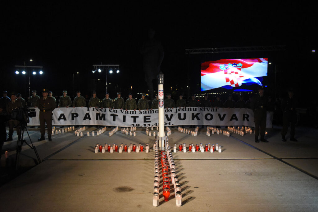 Slika https://www.morh.hr/wp-content/uploads/2022/11/2022-11-17-zg-vukovarska-10-1024x684.jpg