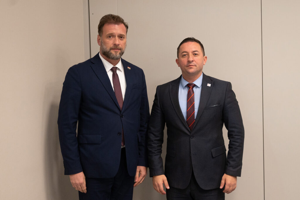 Slika https://www.morh.hr/wp-content/uploads/2022/12/2022-12-01-mo-sustrija-1024x683.jpg
