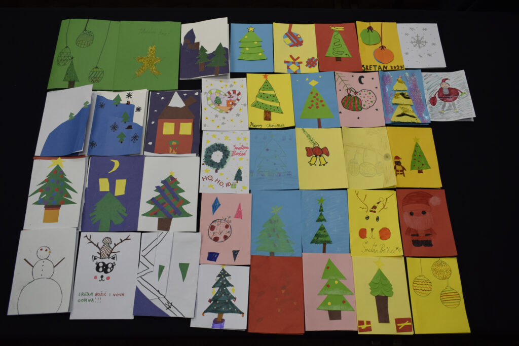 Slika https://www.morh.hr/wp-content/uploads/2022/12/2022-12-22-cestitke-hv-01-1024x683.jpg