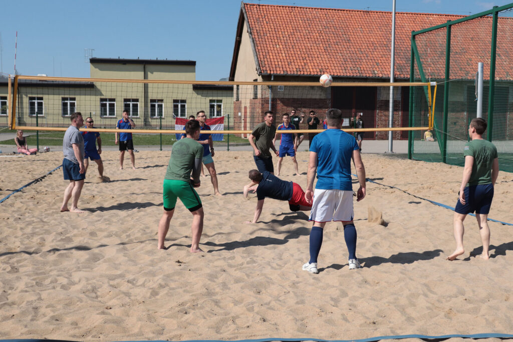 Slika https://www.morh.hr/wp-content/uploads/2023/04/2023-04-24-poljska-1024x683.jpg