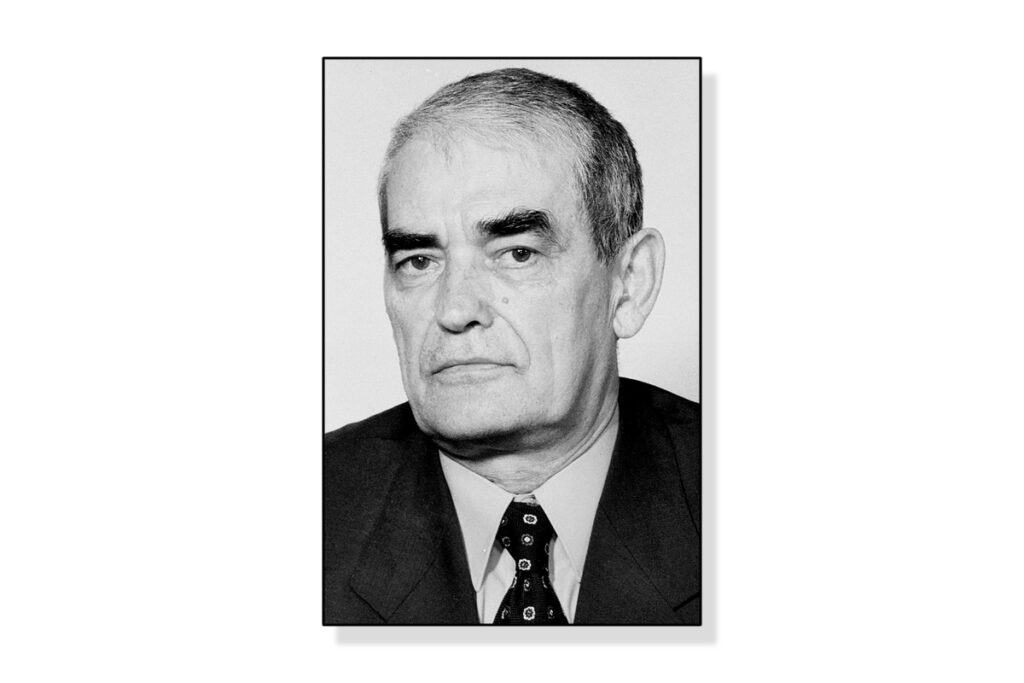 Slika https://www.morh.hr/wp-content/uploads/2023/05/2023-05-03-gojko-susak-1024x683.jpg